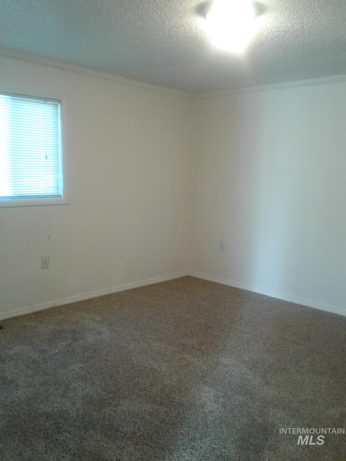 608-610-612 Fillmore Street Property Photo 24