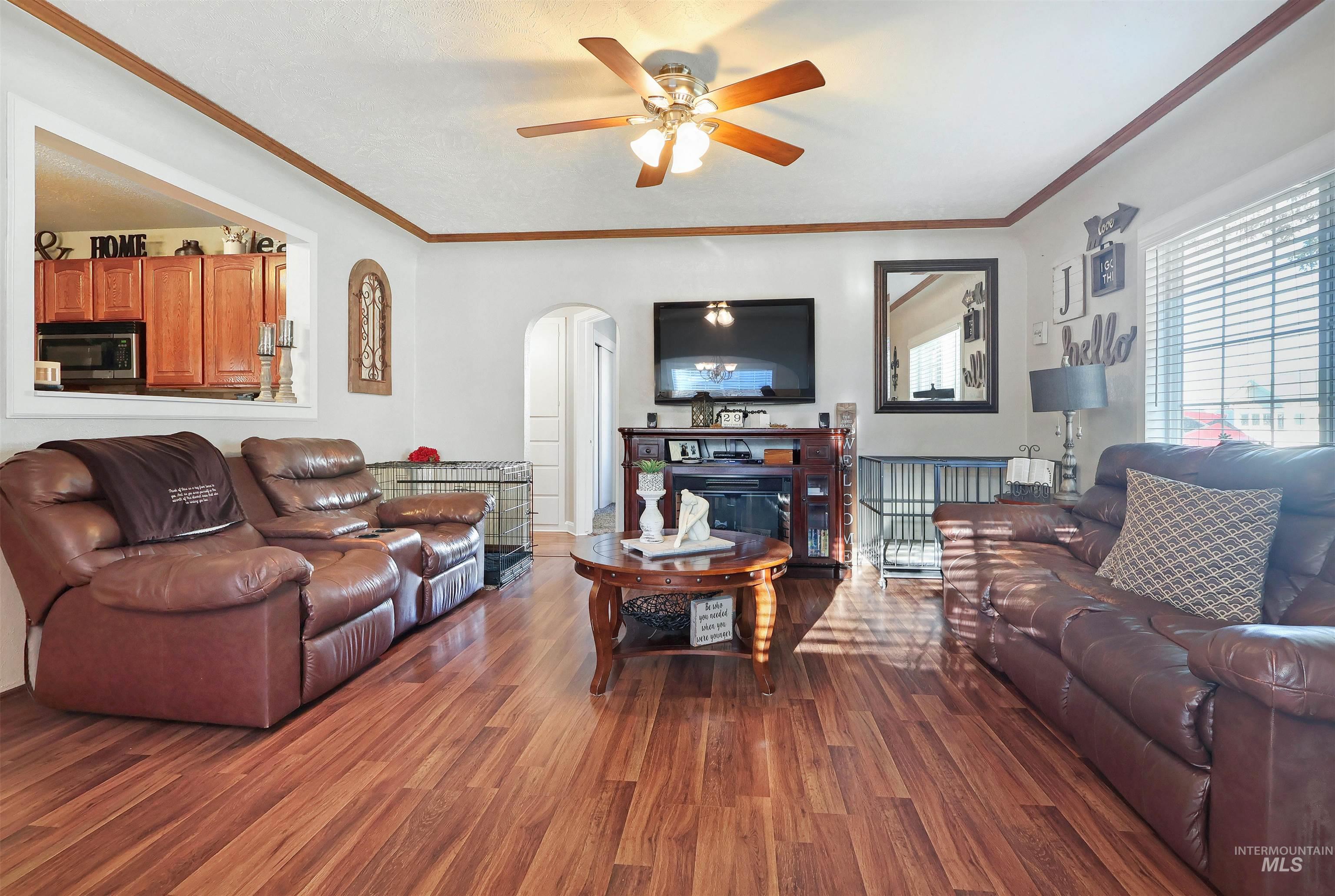1009 9th St Property Photo 5
