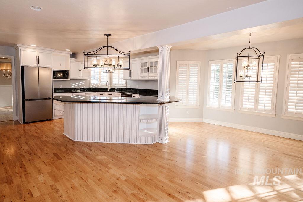 106 Rainbow Circle Property Photo 6