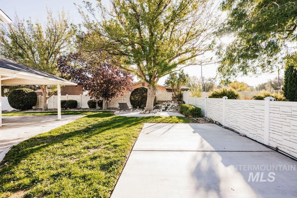 106 Rainbow Circle Property Photo 25