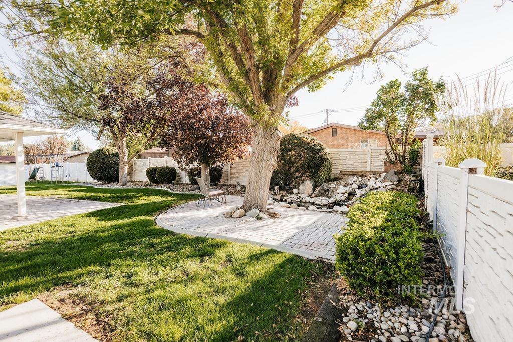 106 Rainbow Circle Property Photo 26