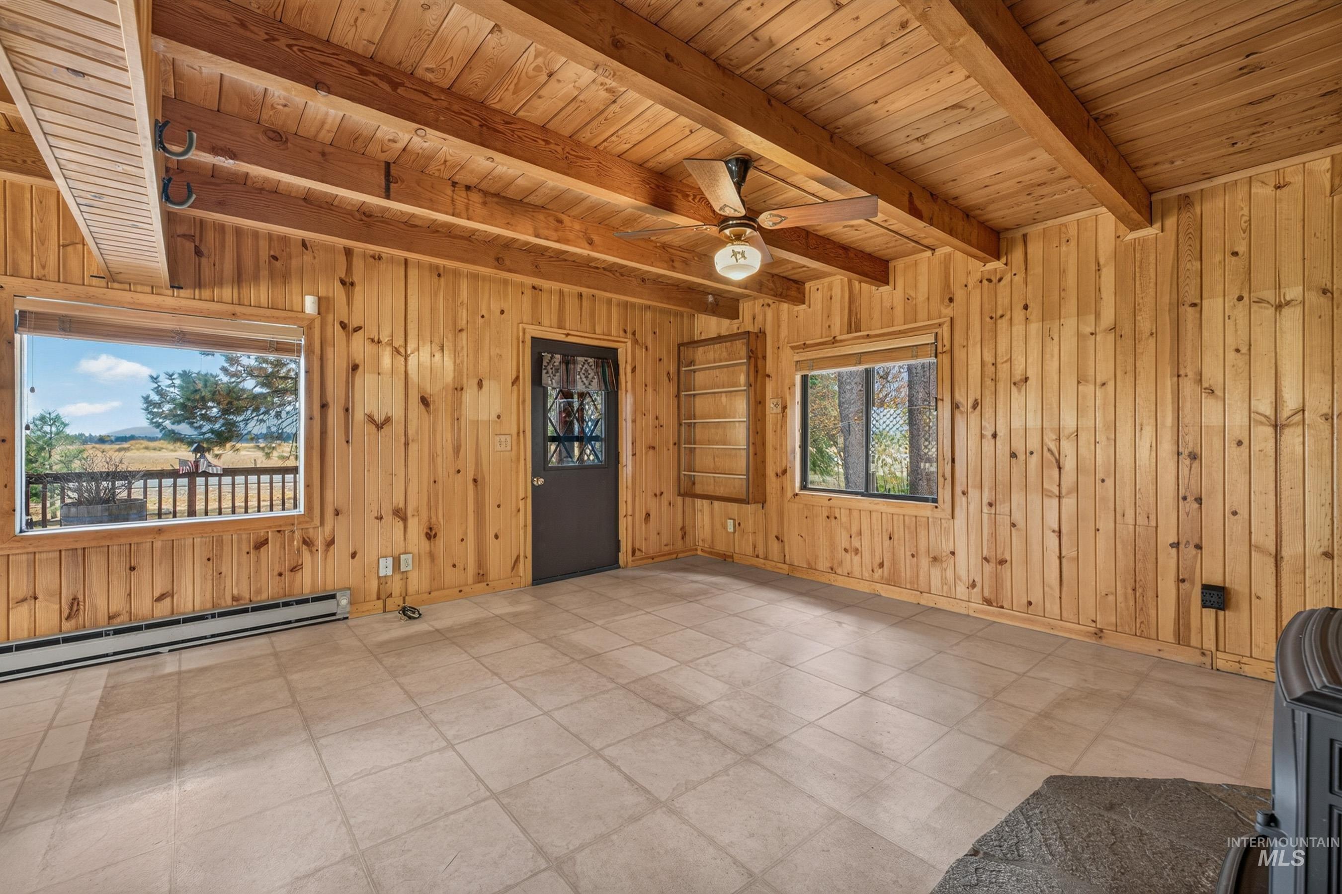 186 Tamarack Falls Road Property Photo 6