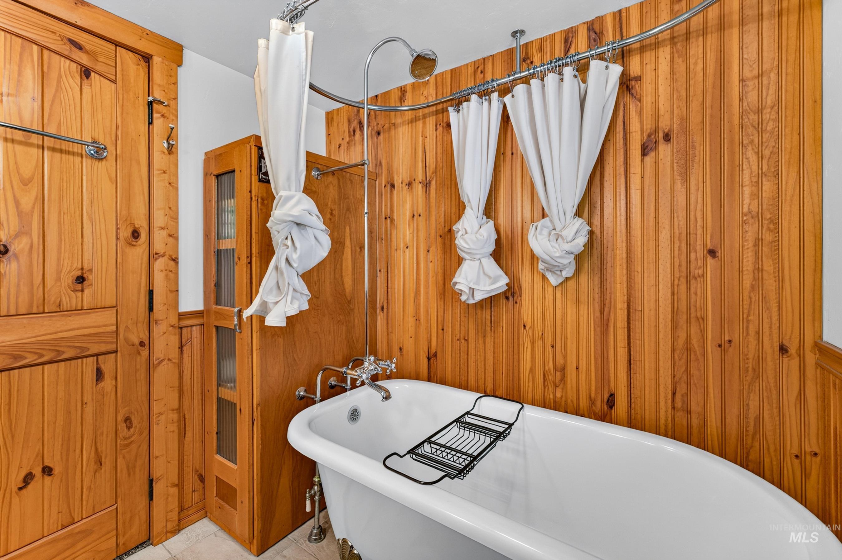 186 Tamarack Falls Road Property Photo 16