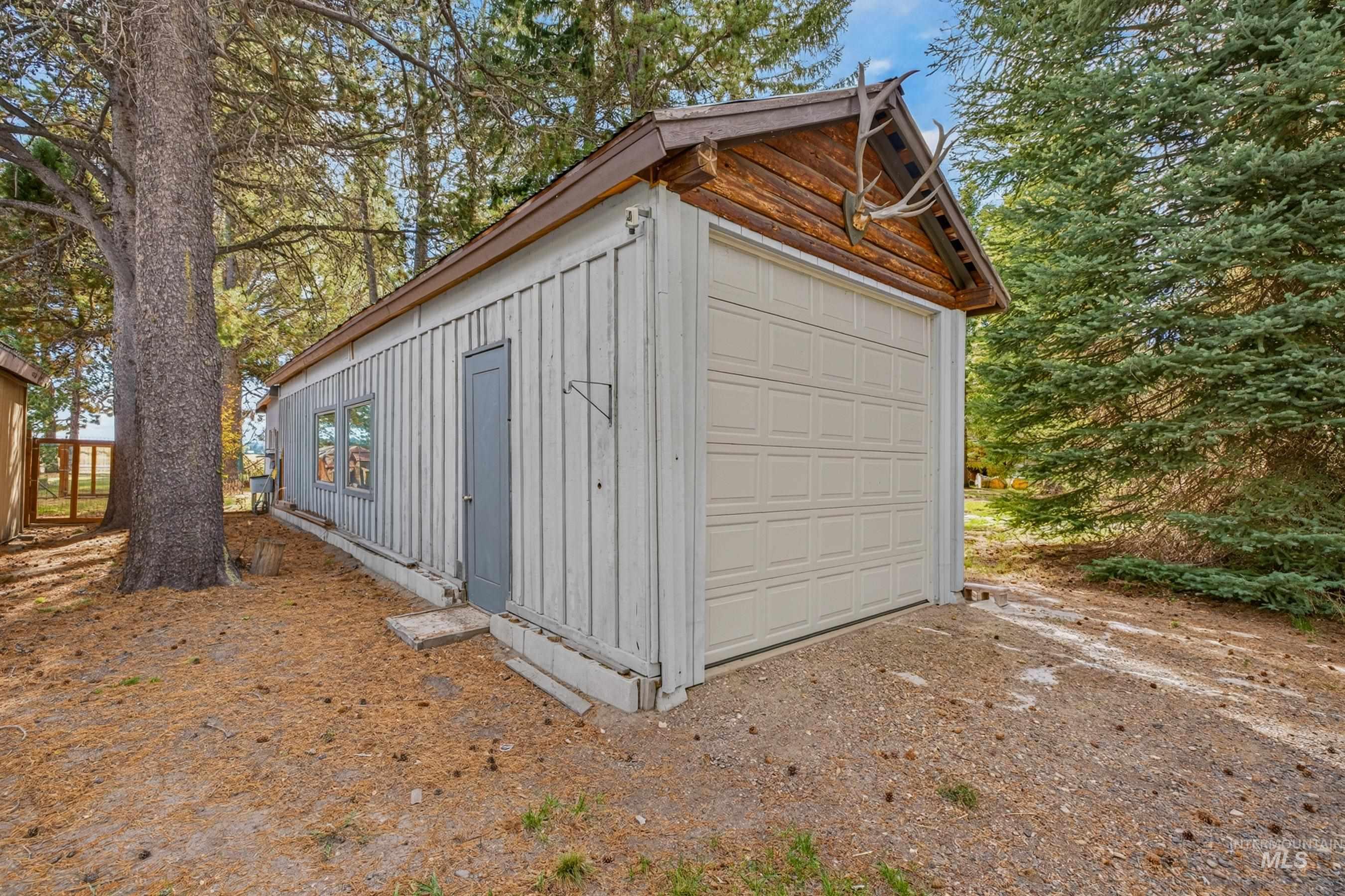 186 Tamarack Falls Road Property Photo 21