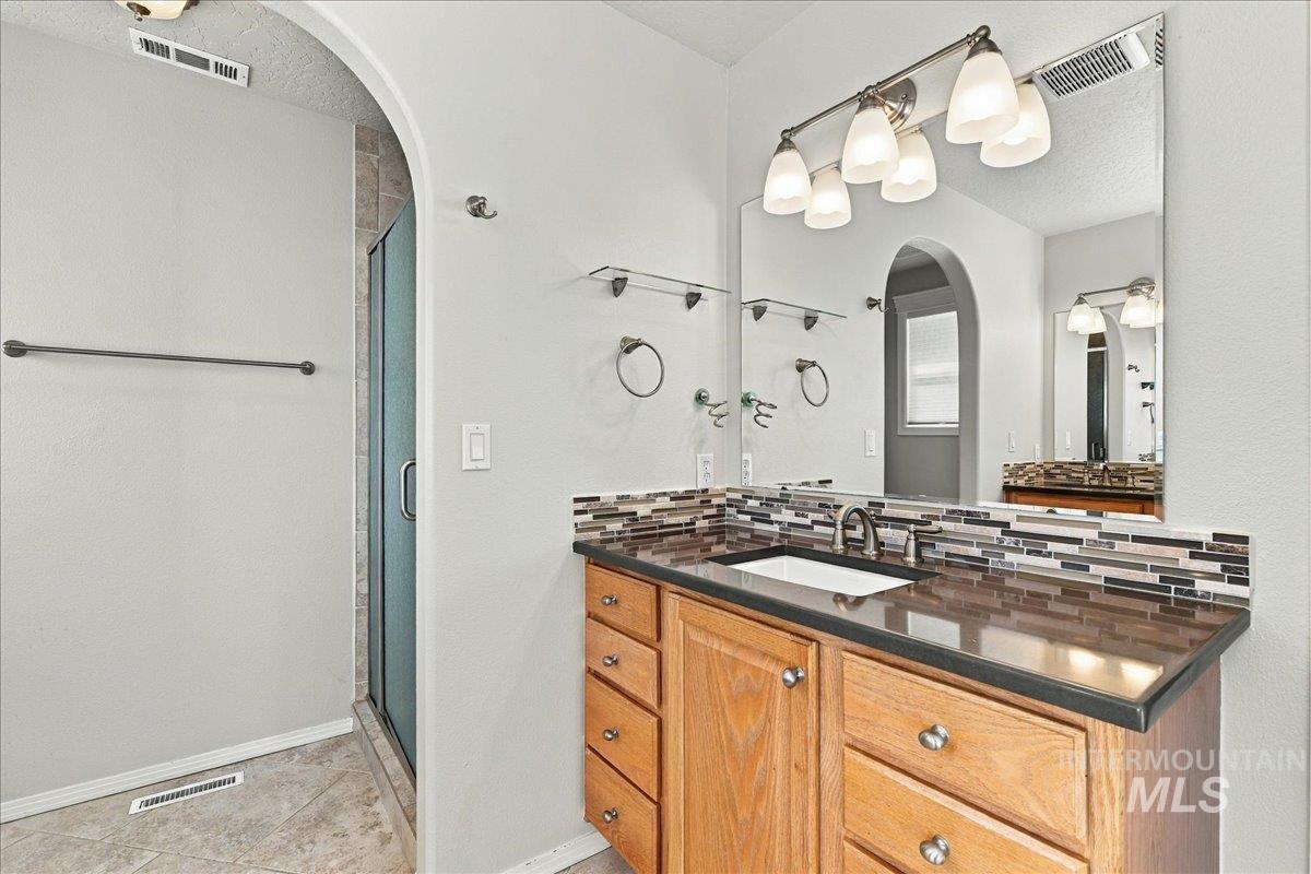 14790 Hensen Dr Property Photo 14