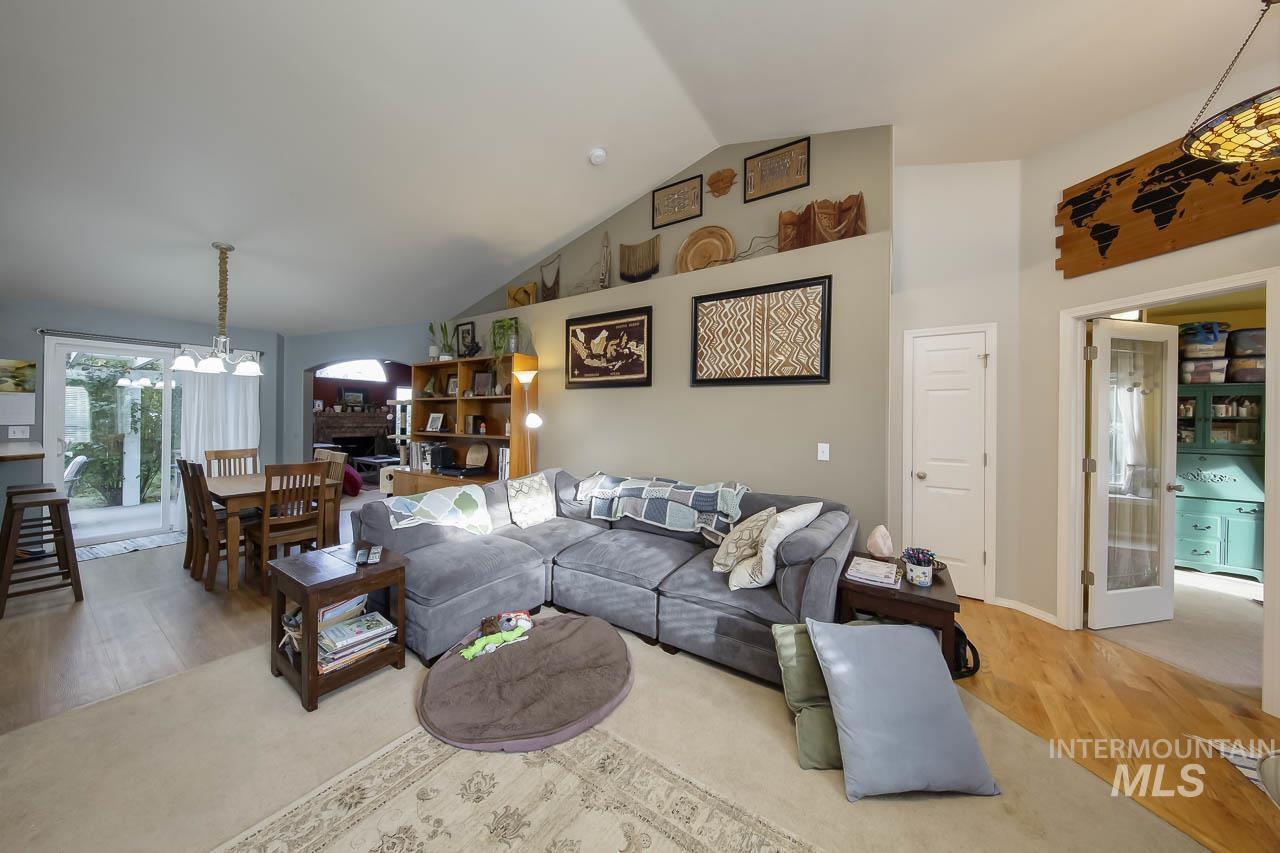 16715 Tullamore Property Photo 3