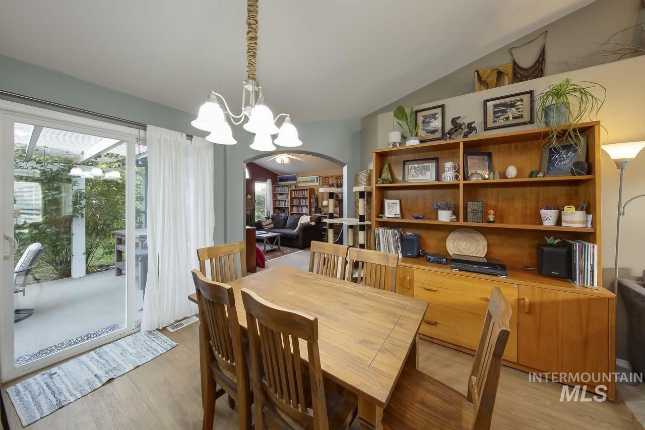 16715 Tullamore Property Photo 16