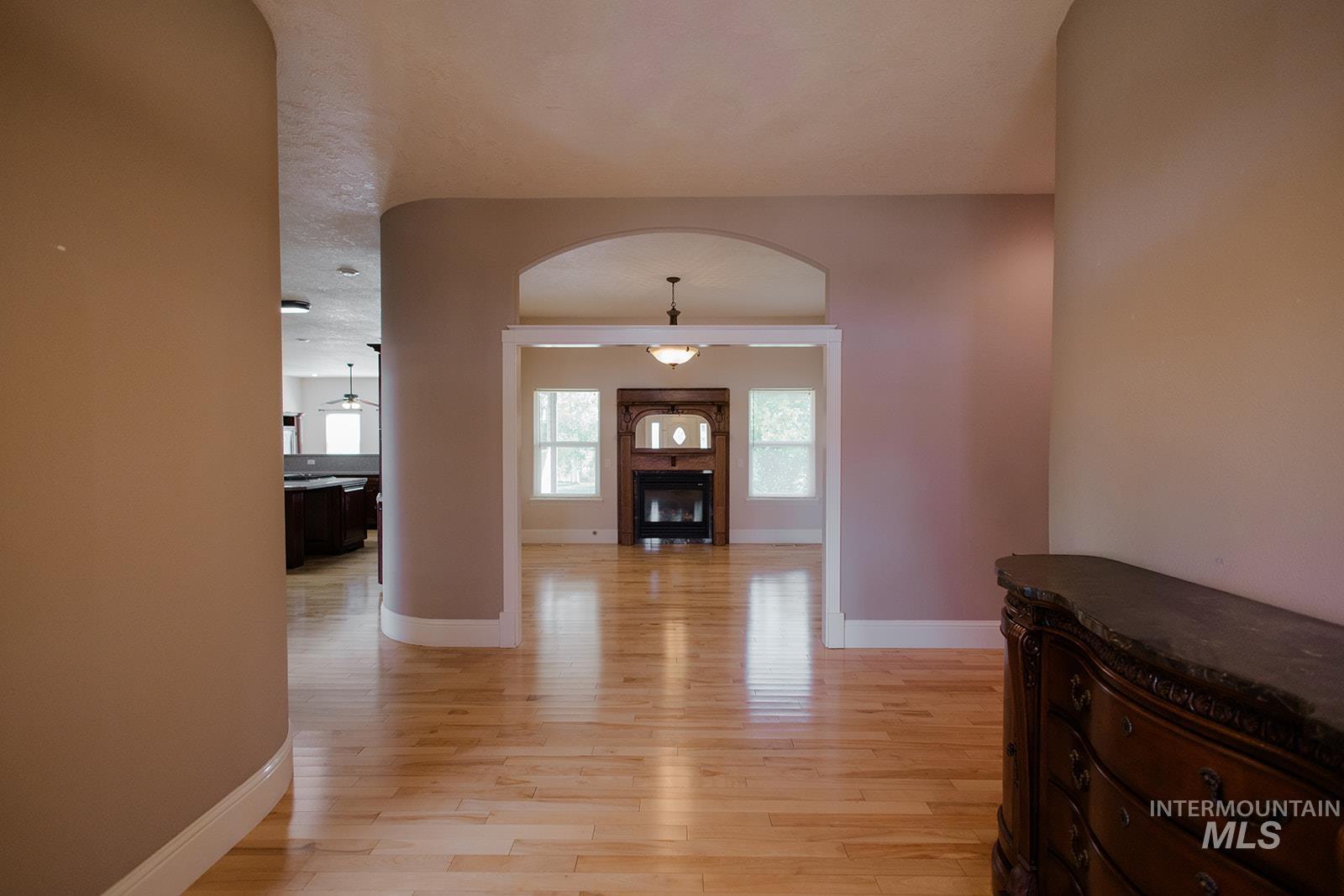 2273 Ne Summerwind Dr Property Photo 3
