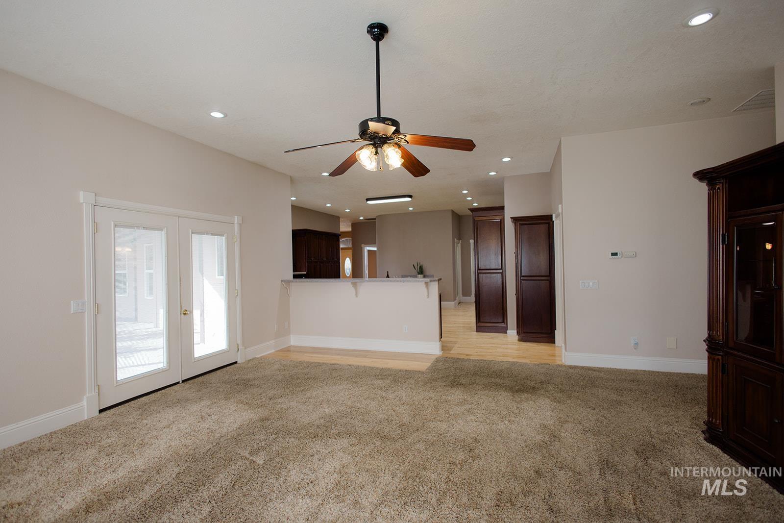 2273 Ne Summerwind Dr Property Photo 16