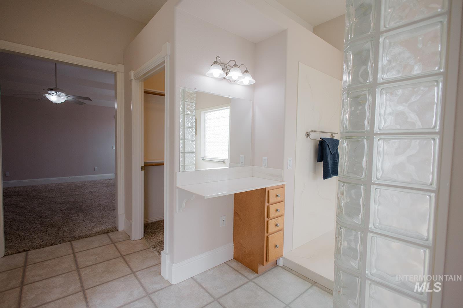 2273 Ne Summerwind Dr Property Photo 23