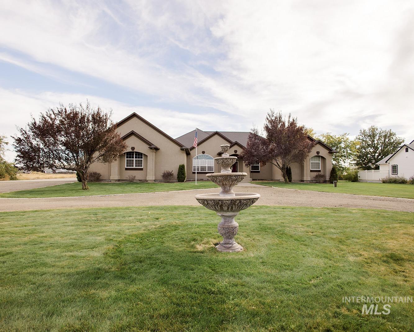 2273 Ne Summerwind Dr Property Photo 46