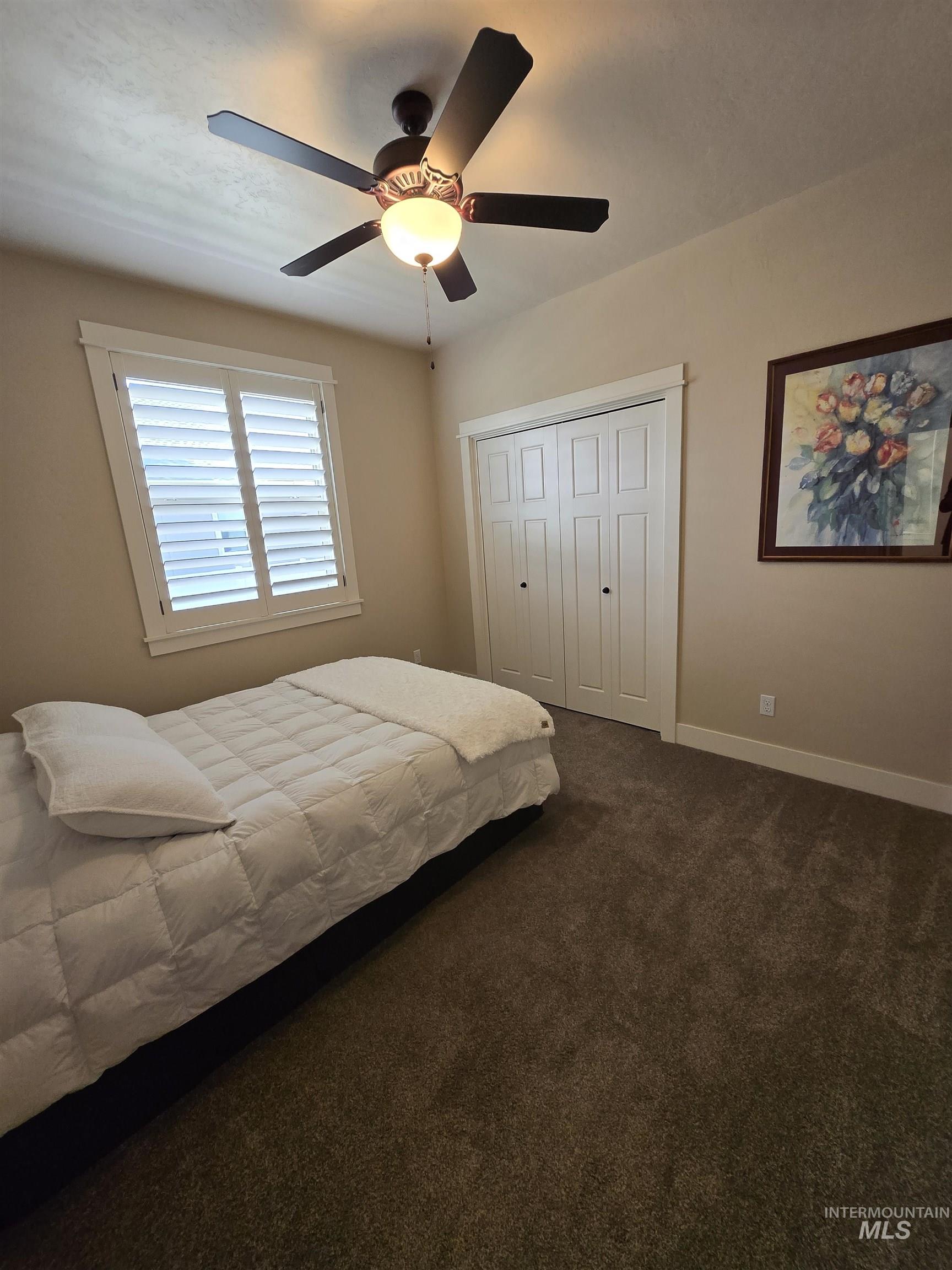 2174 E Deerhill Dr. Property Photo 6