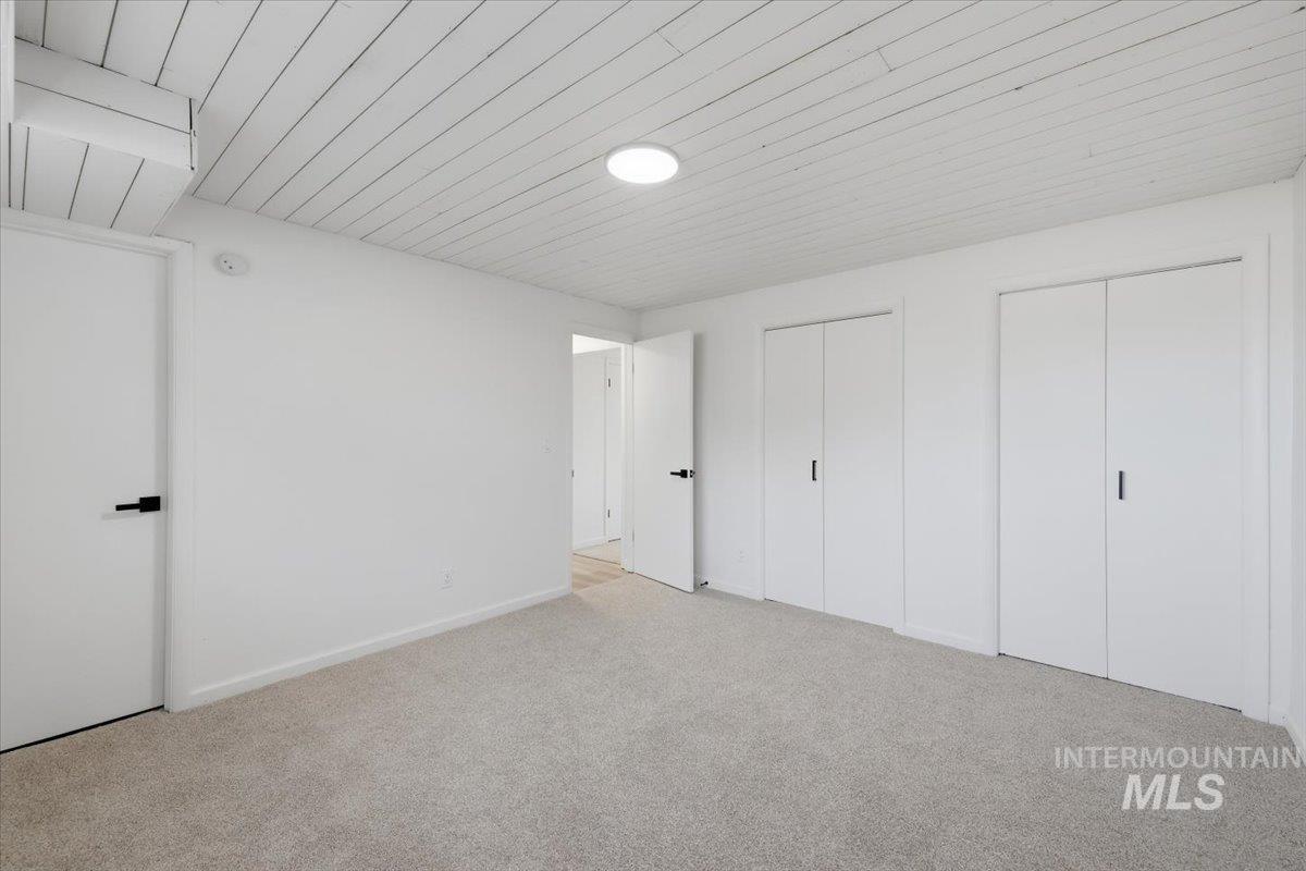 816 W Greenhurst Rd Property Photo 21
