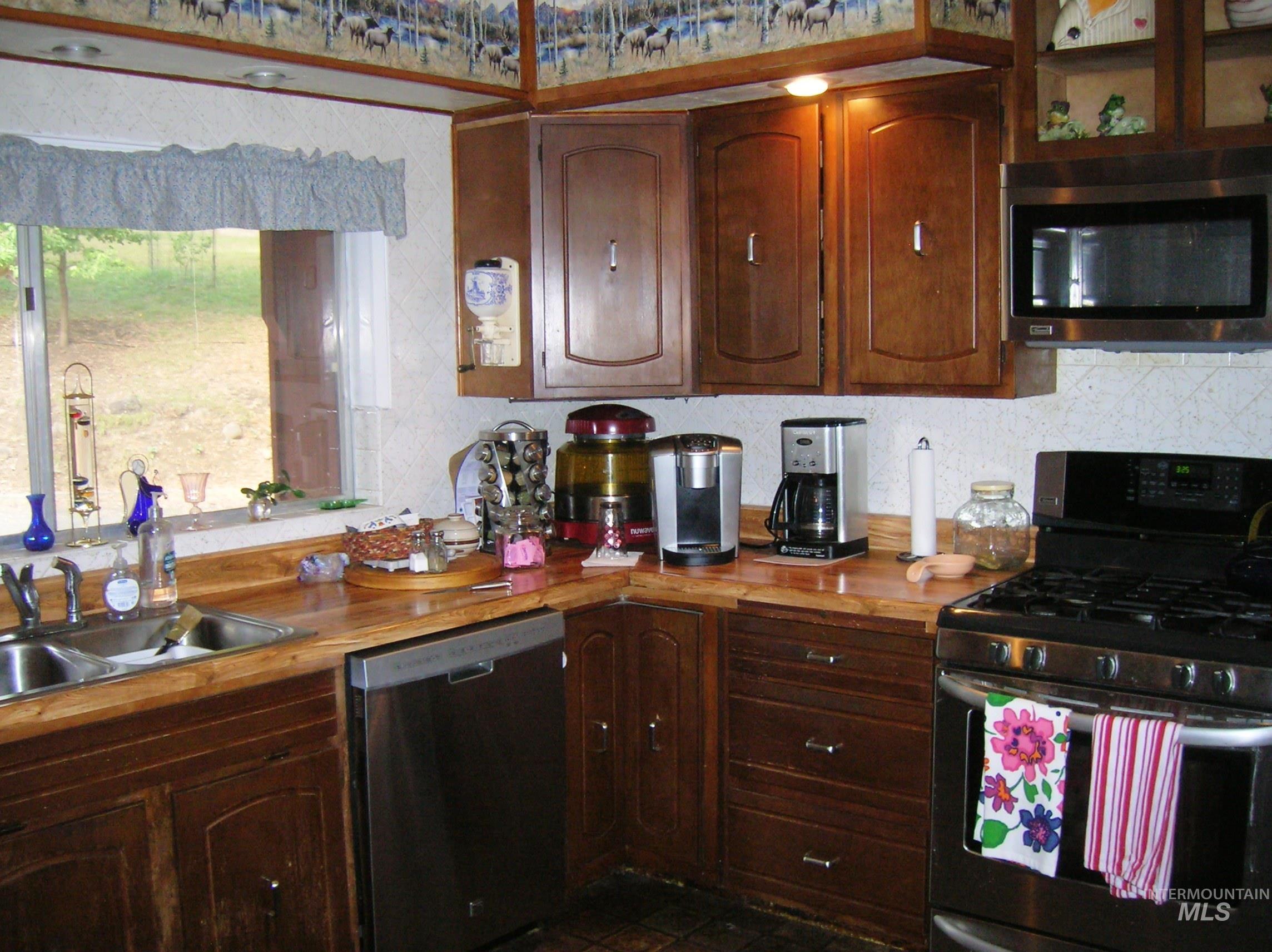 307 Locust Road Property Photo 29