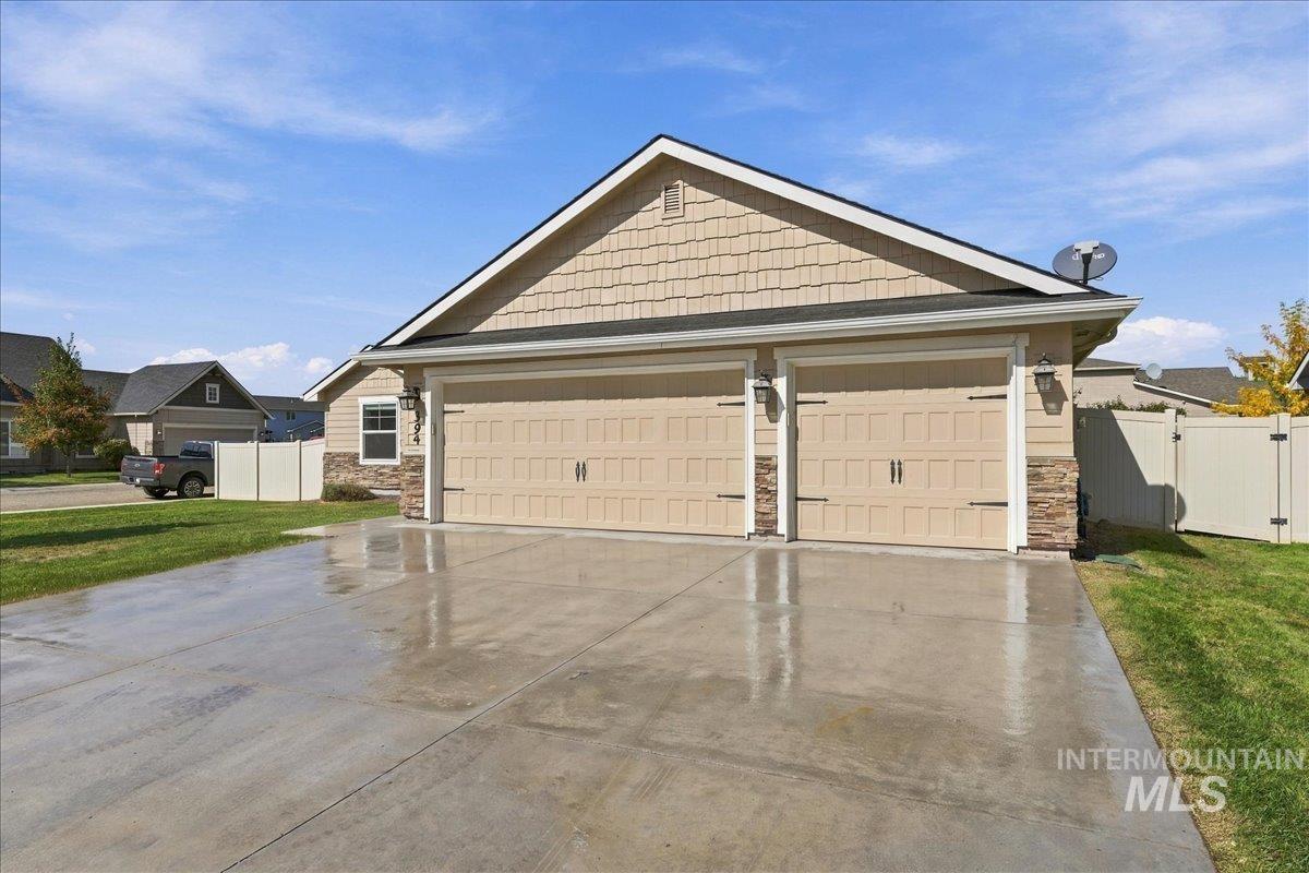 394 W Aspen Ct. Property Photo 4