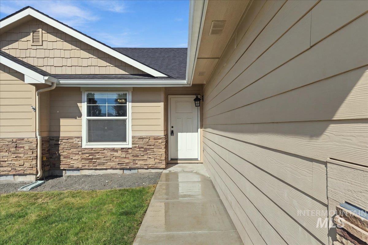 394 W Aspen Ct. Property Photo 5