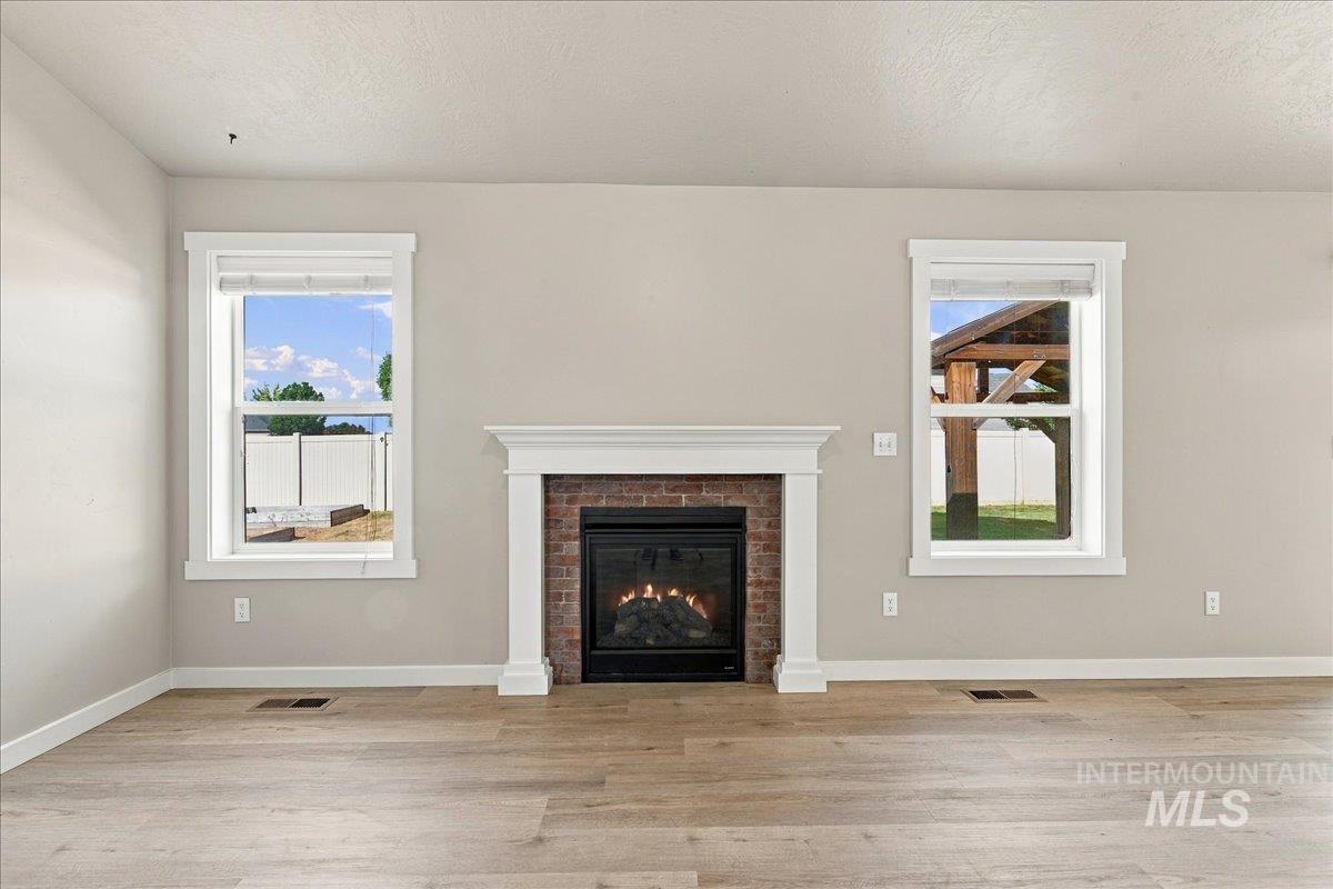 394 W Aspen Ct. Property Photo 11