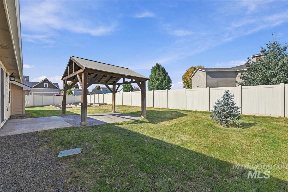 394 W Aspen Ct. Property Photo 31