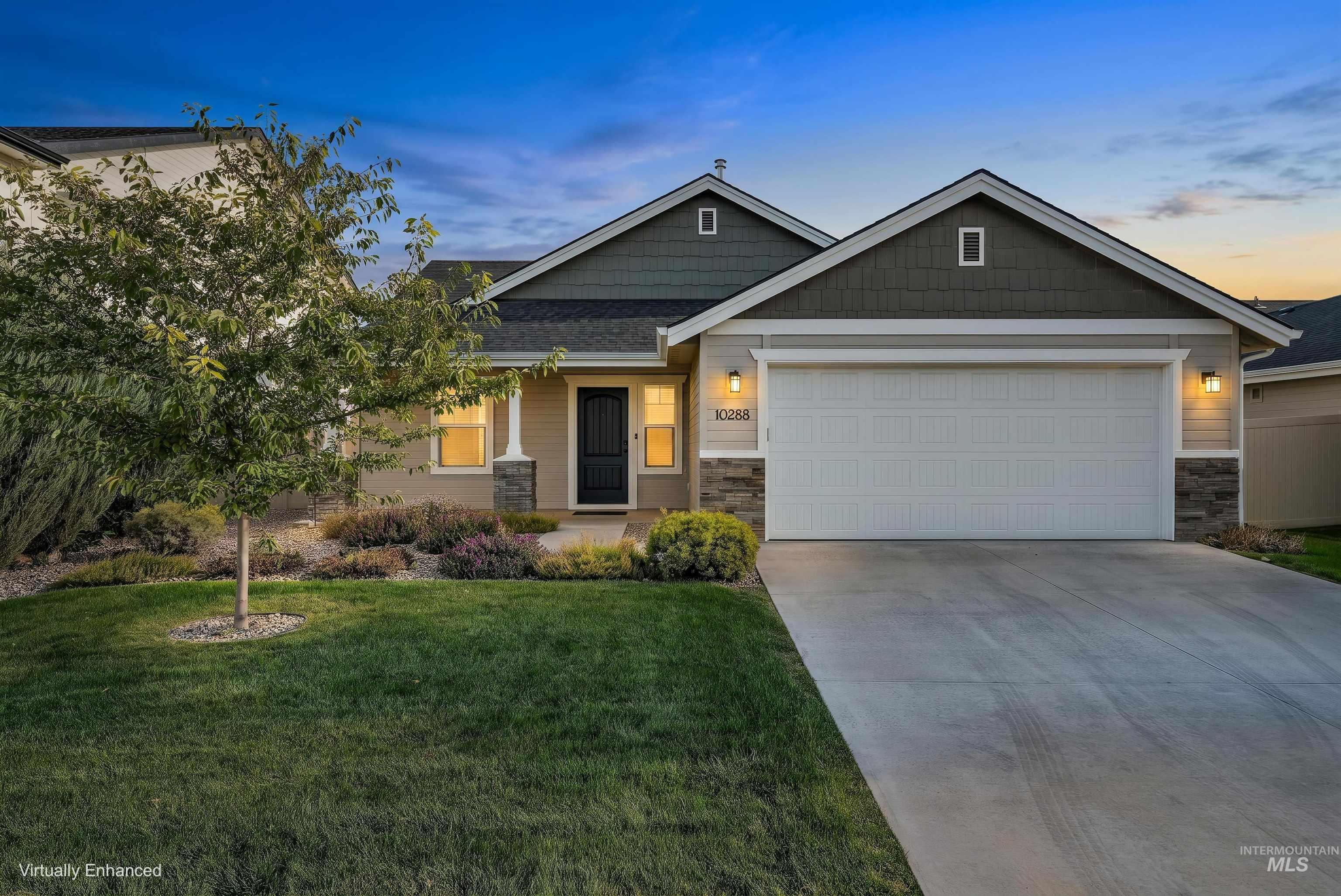 10288 Longtail Dr Property Photo 1