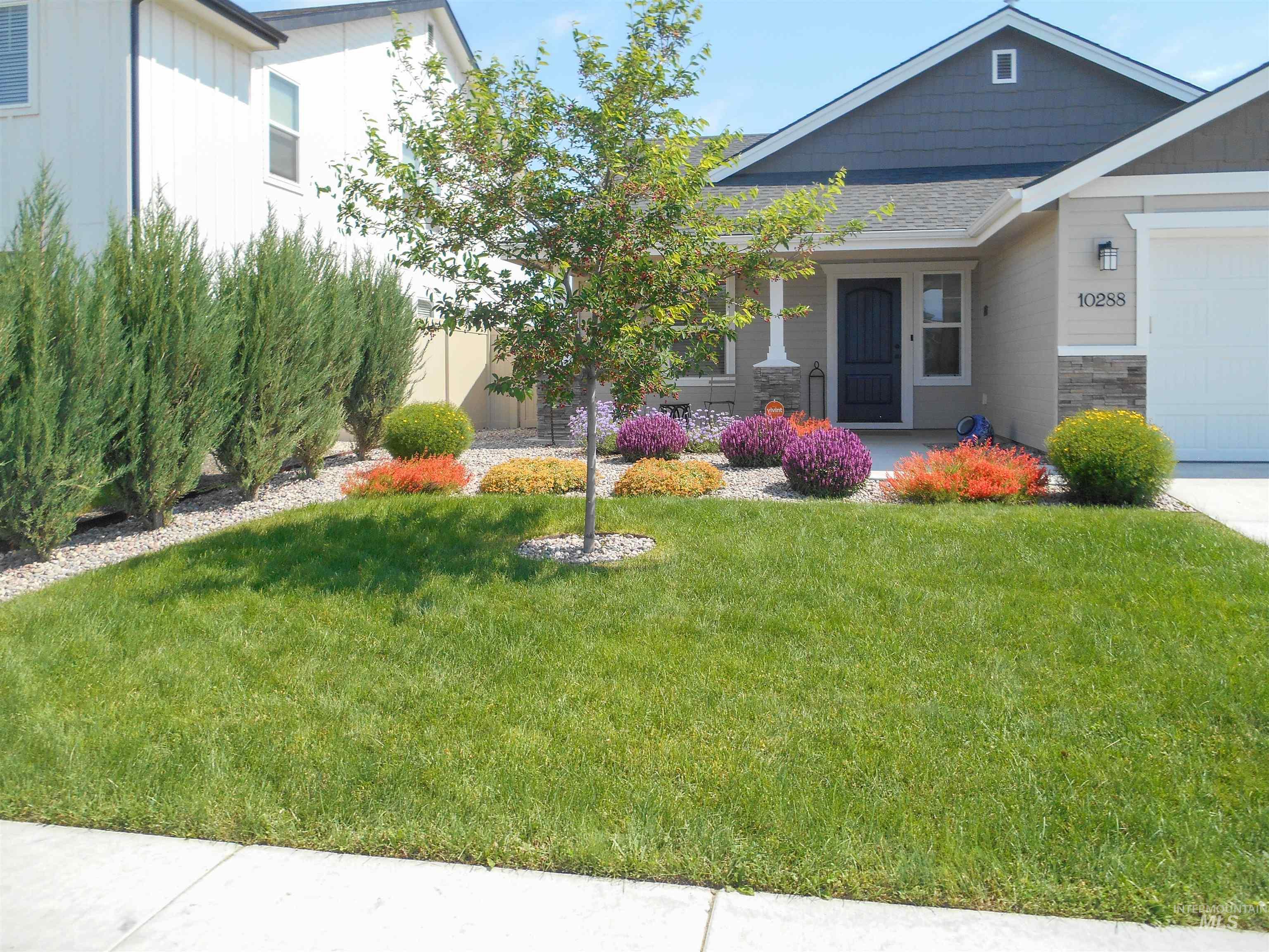 10288 Longtail Dr. Property Photo 2