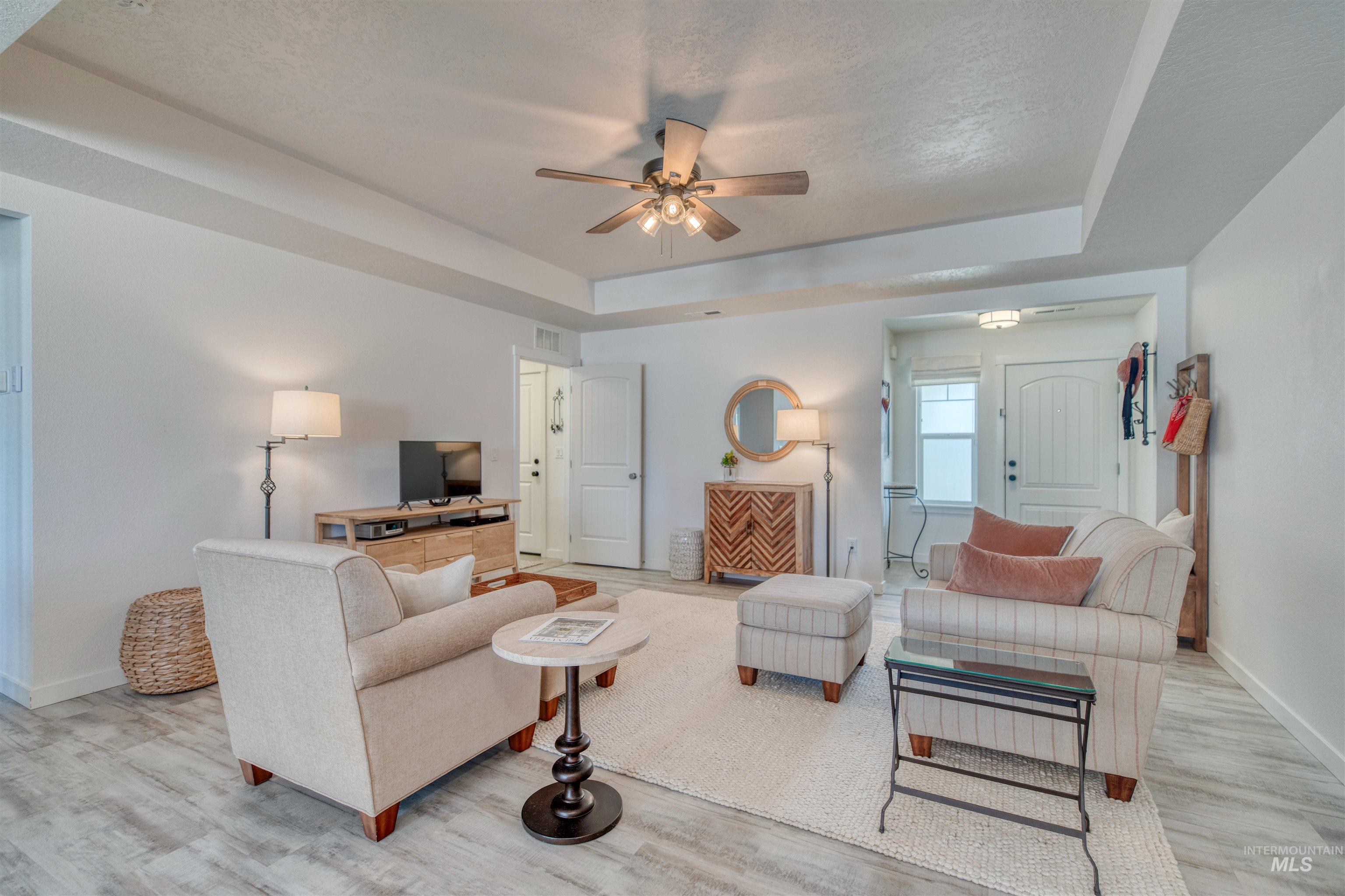 10288 Longtail Dr. Property Photo 10