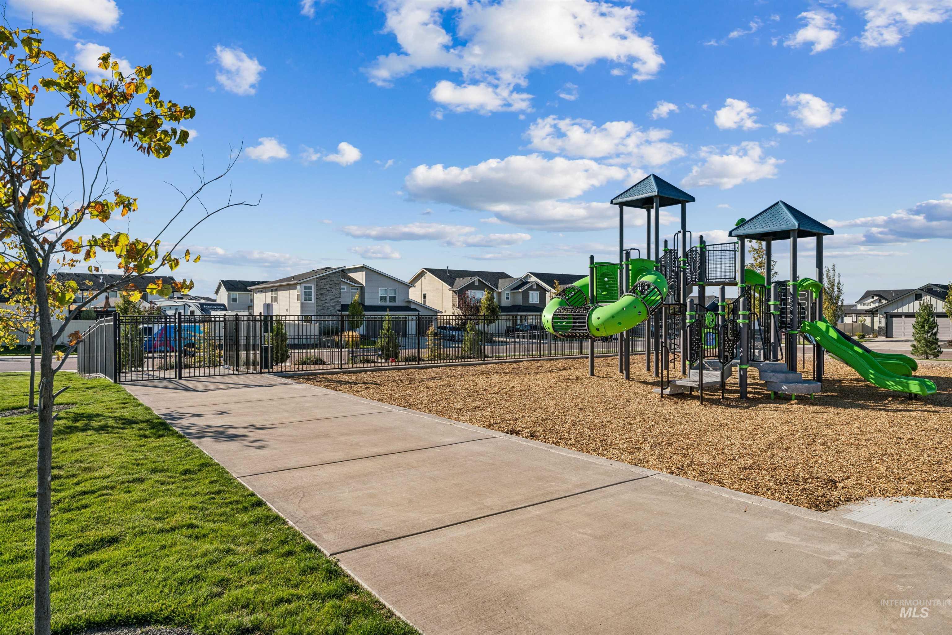10288 Longtail Dr Property Photo 40