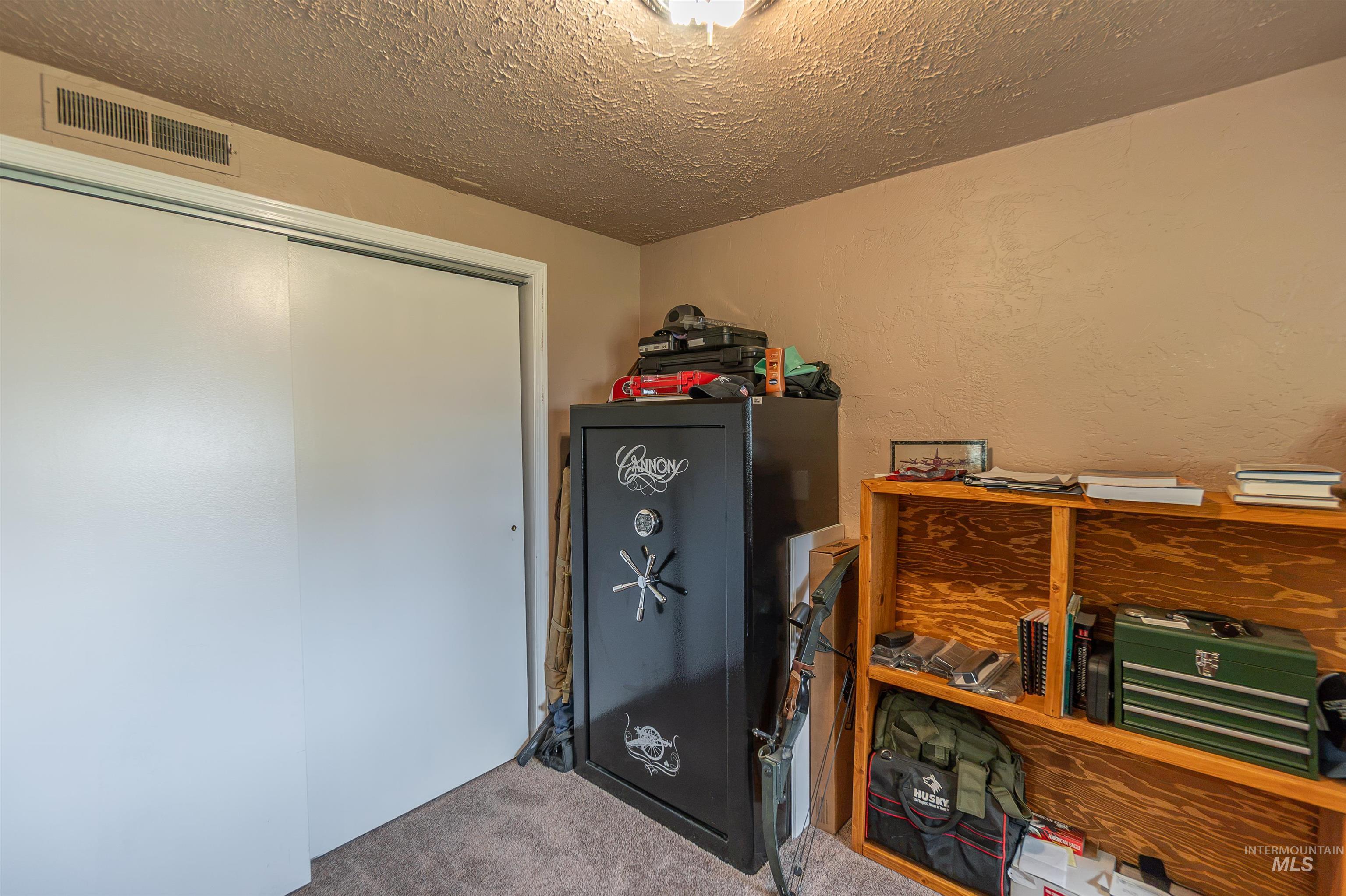 5224 S Valley St Property Photo 31