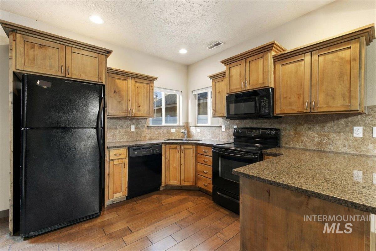 4479 Brennen St. Property Photo 11