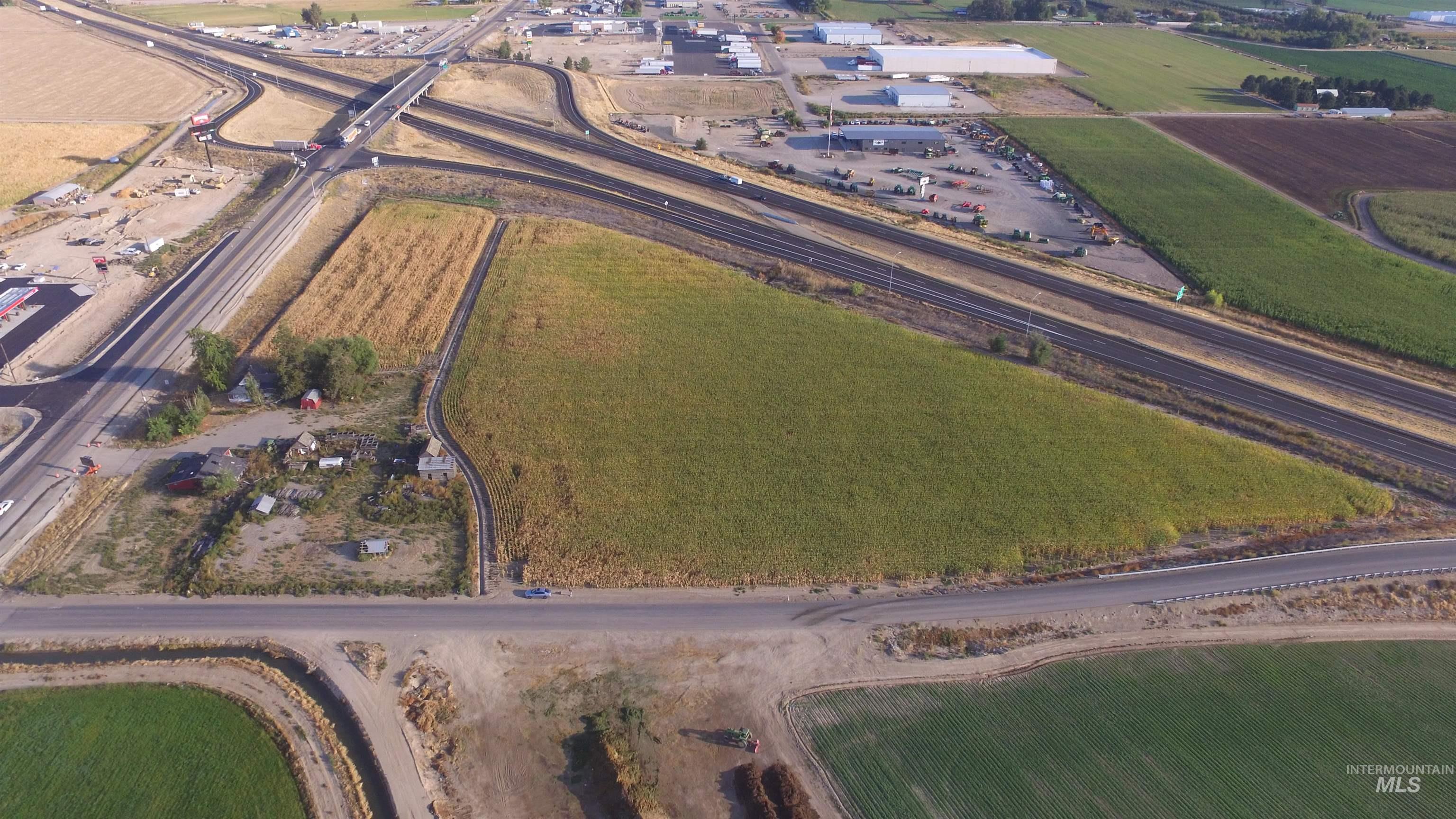 6000 Highway 95 Property Photo 2