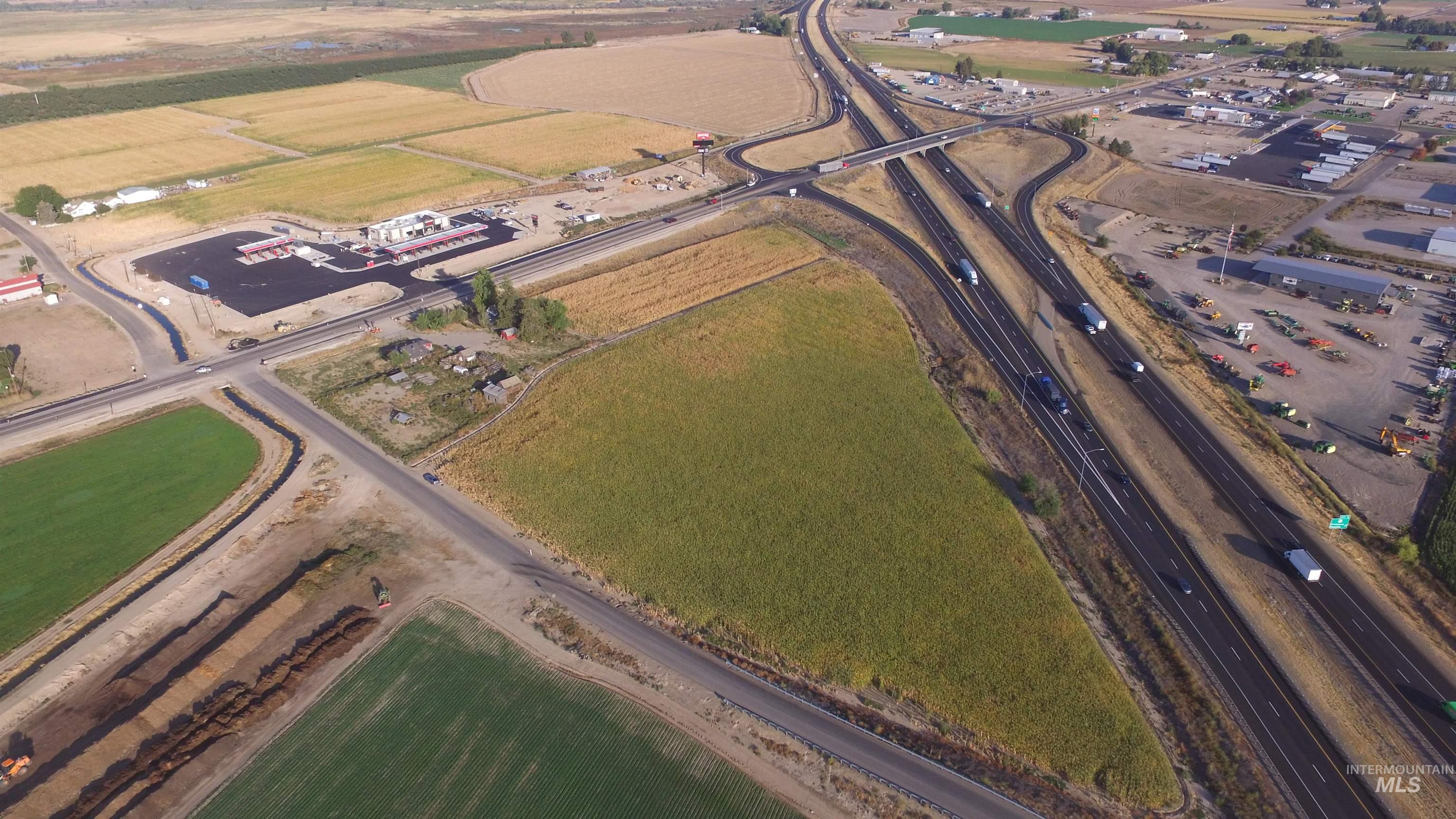 6000 Highway 95 Property Photo 4