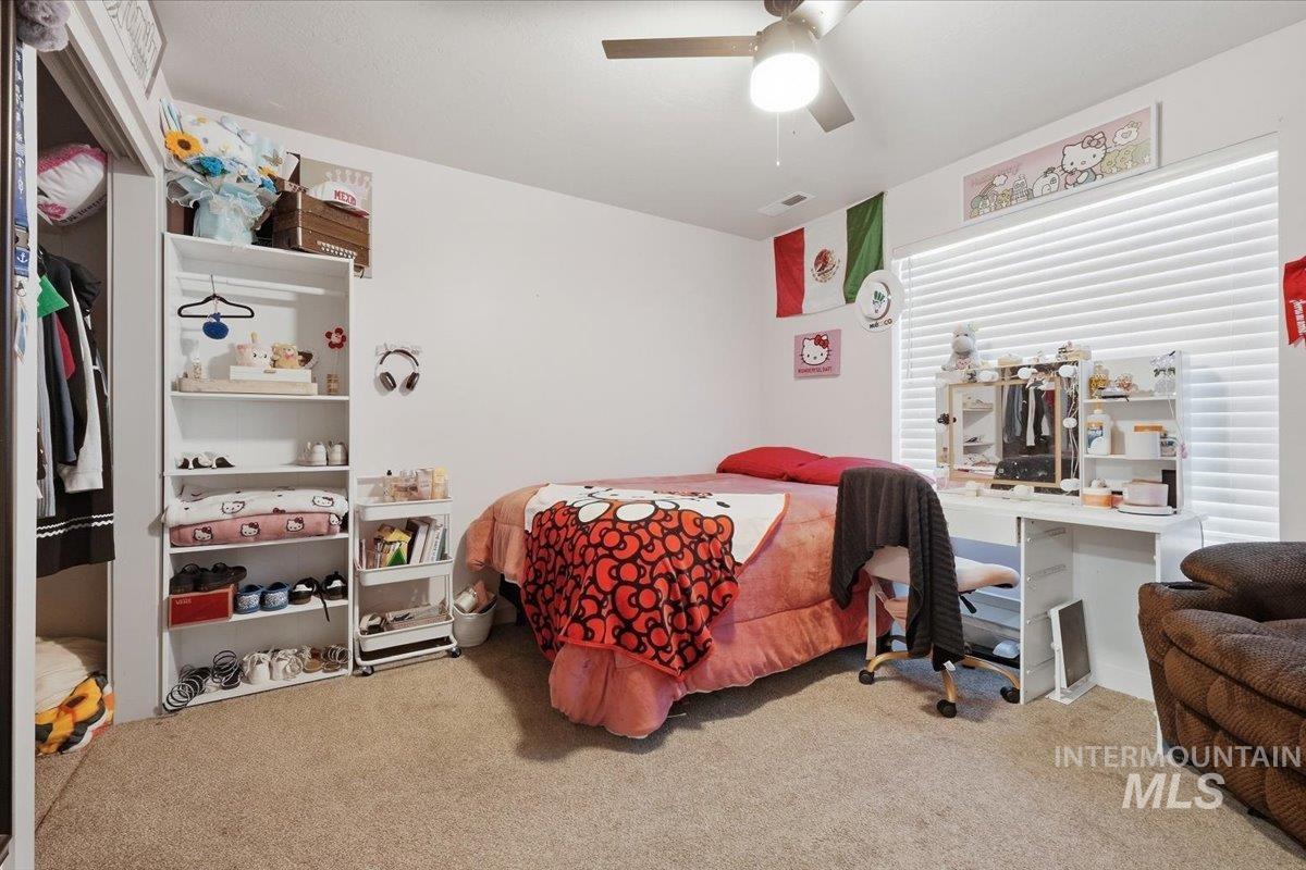 12871 Carkhill St. Property Photo 13