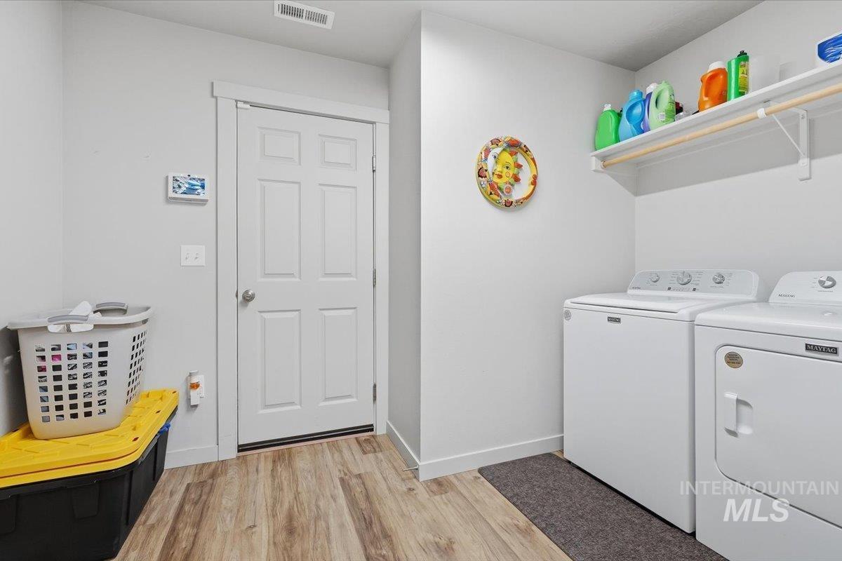 12871 Carkhill St. Property Photo 17