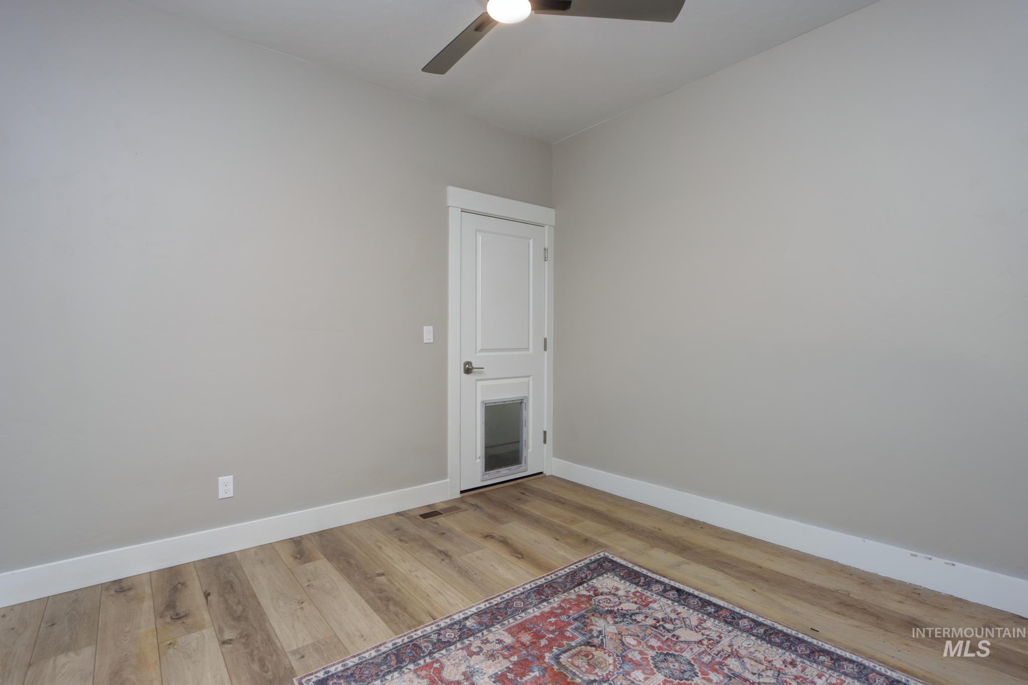 2649 Laidlaw Dr Property Photo 32