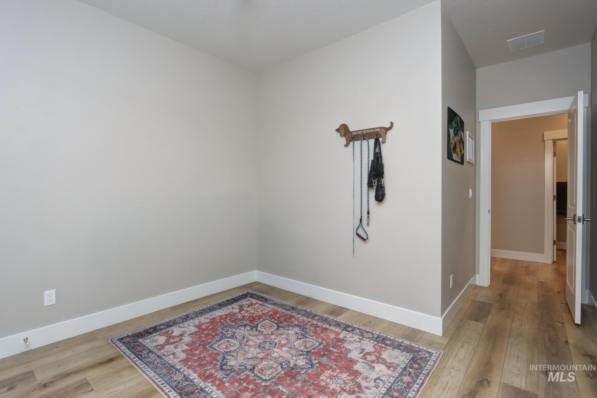 2649 Laidlaw Dr Property Photo 33