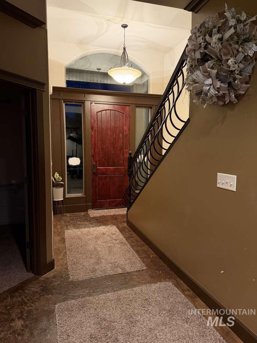 7 Northridge Way Property Photo 5