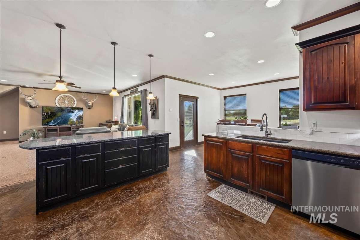 7 Northridge Way Property Photo 14