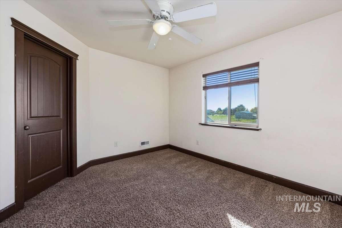 7 Northridge Way Property Photo 34