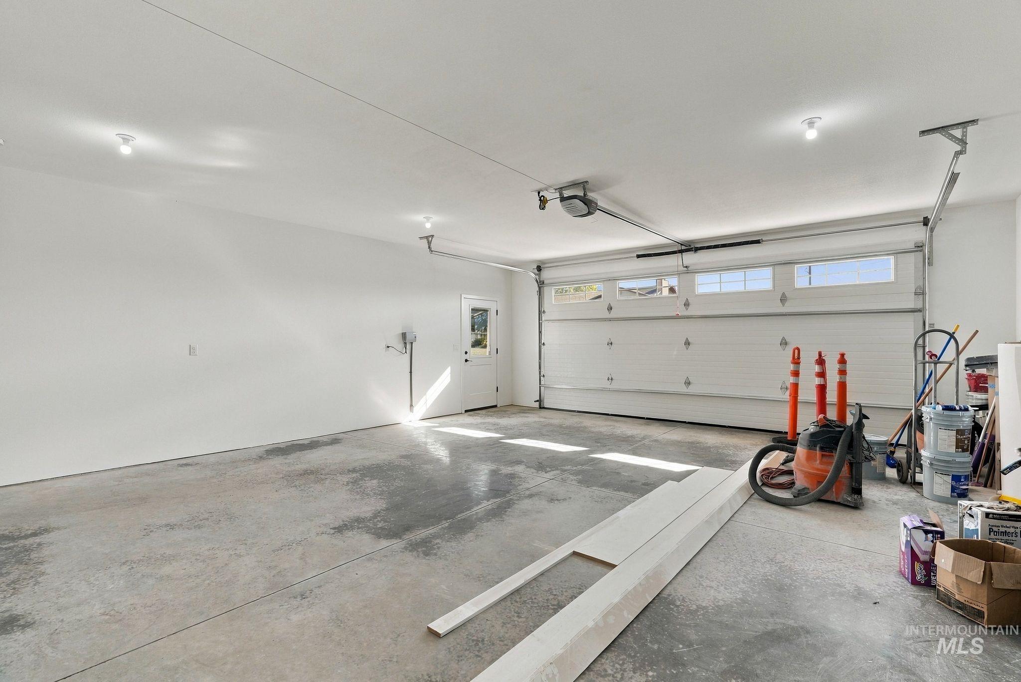 1023 Richardson Avenue Property Photo 28