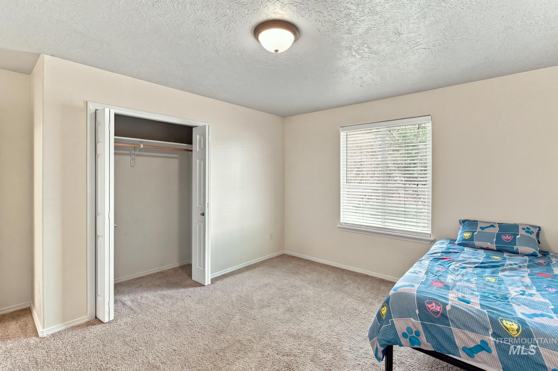 2342 N Alcorn Pl Property Photo 18
