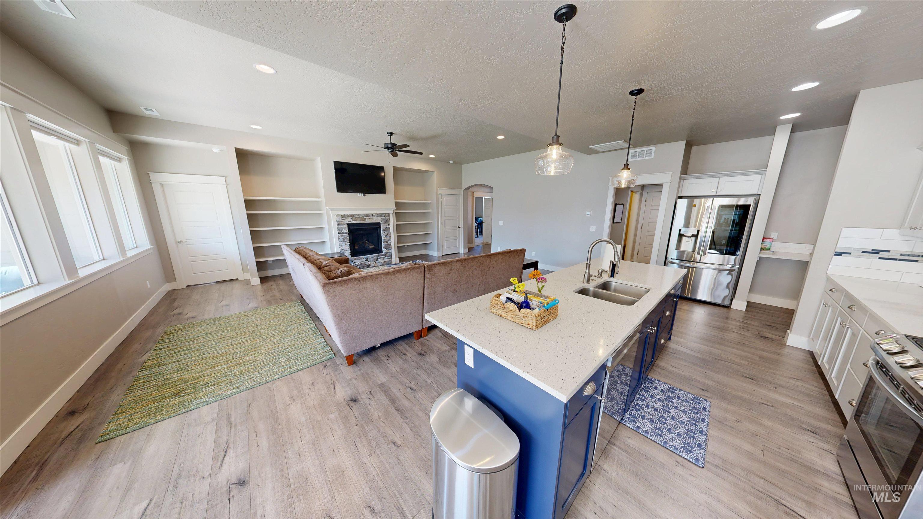 4155 Whistling Heights Way Property Photo 9
