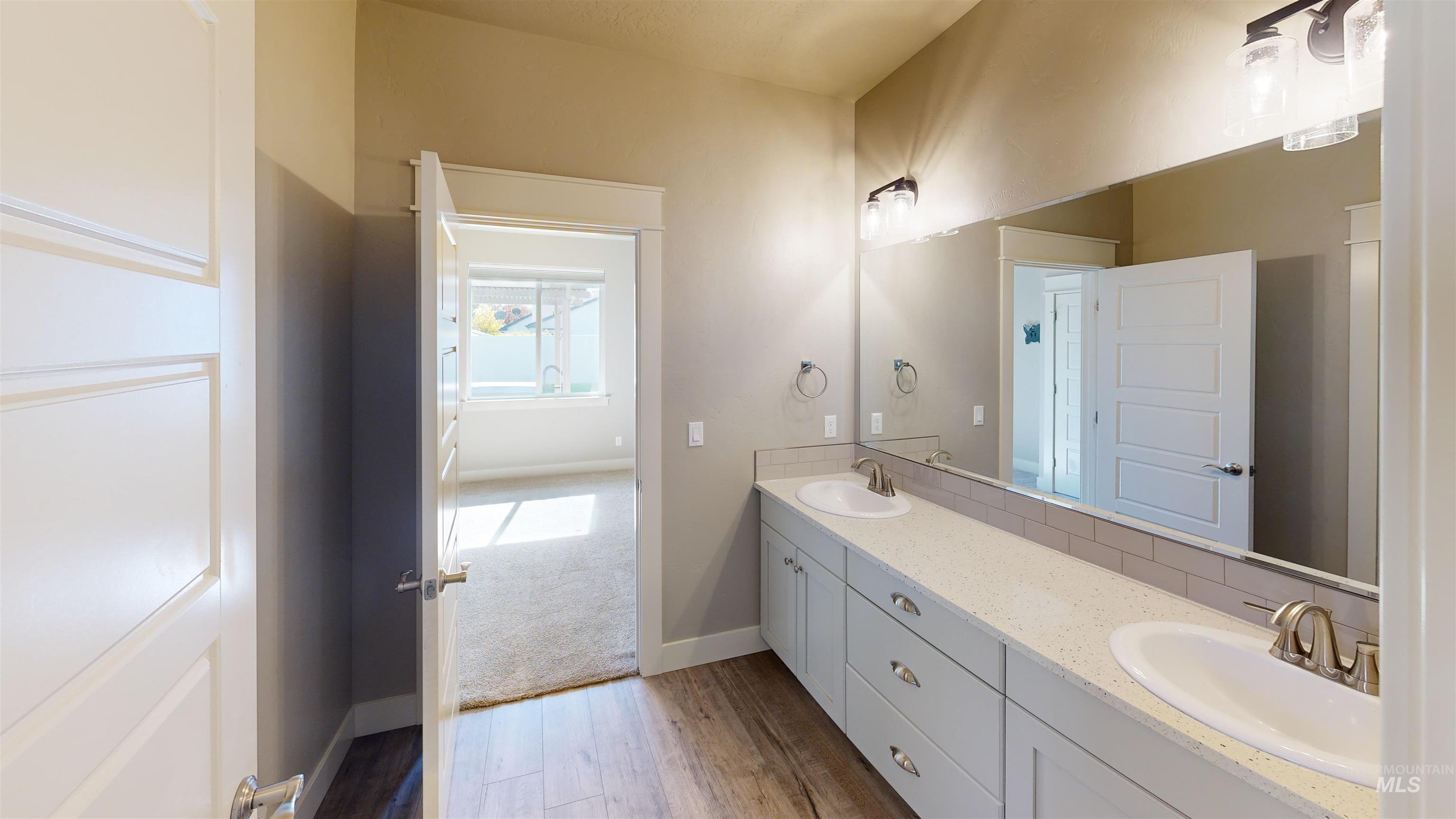 4155 Whistling Heights Way Property Photo 23