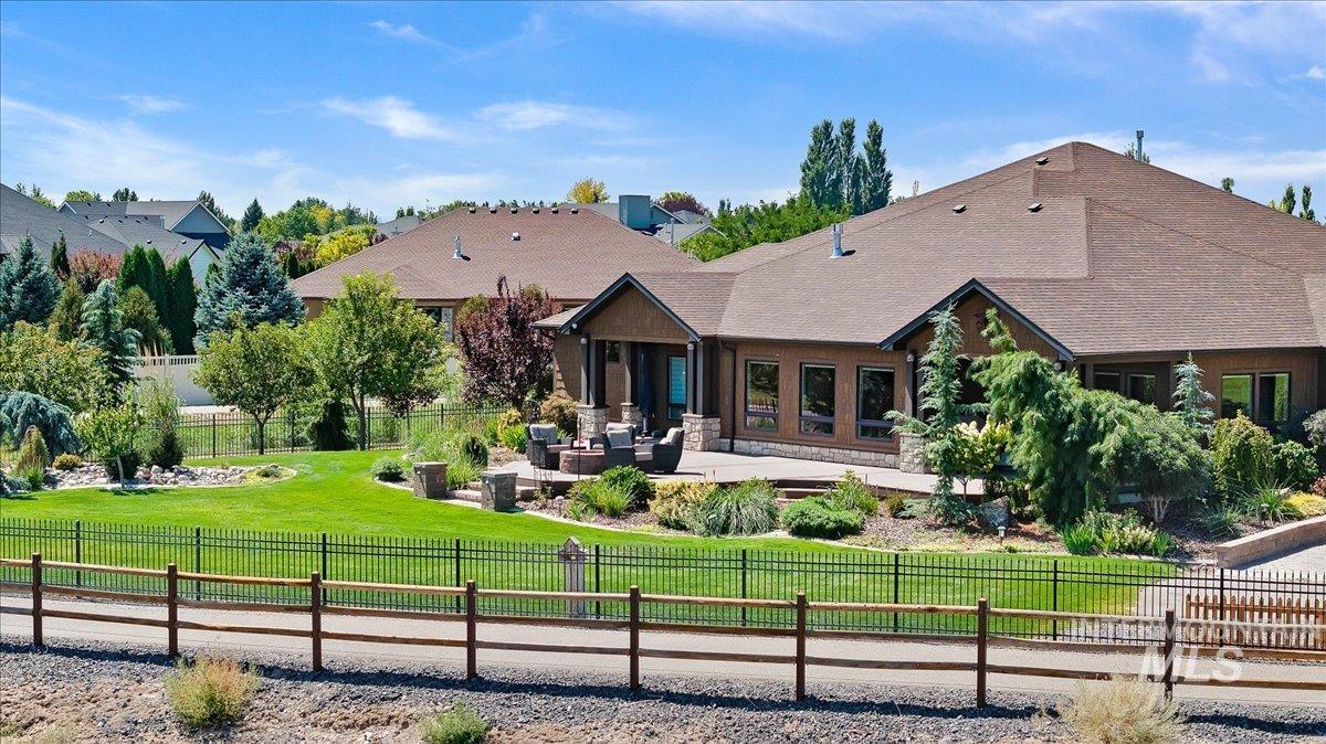 465 Canyon Rim Rd Property Photo 3
