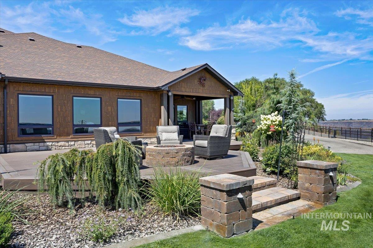 465 Canyon Rim Rd Property Photo 5