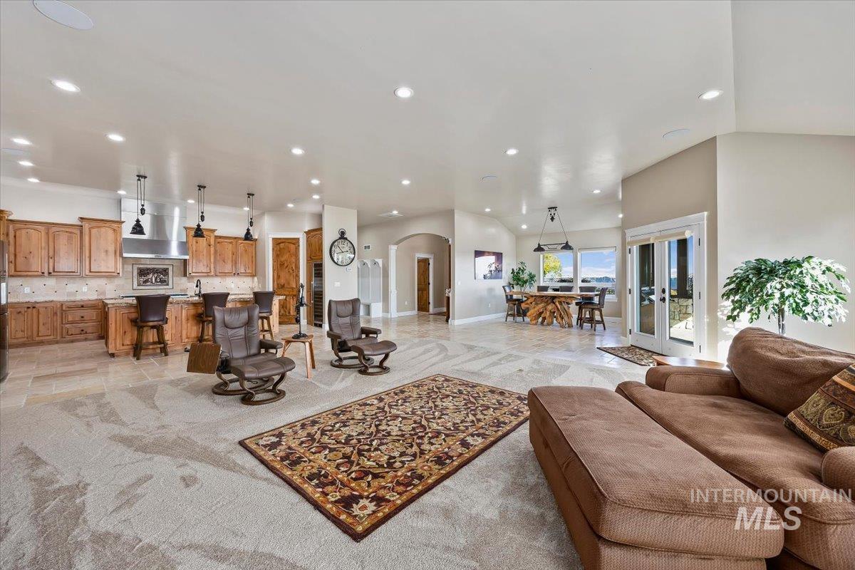 465 Canyon Rim Rd Property Photo 10