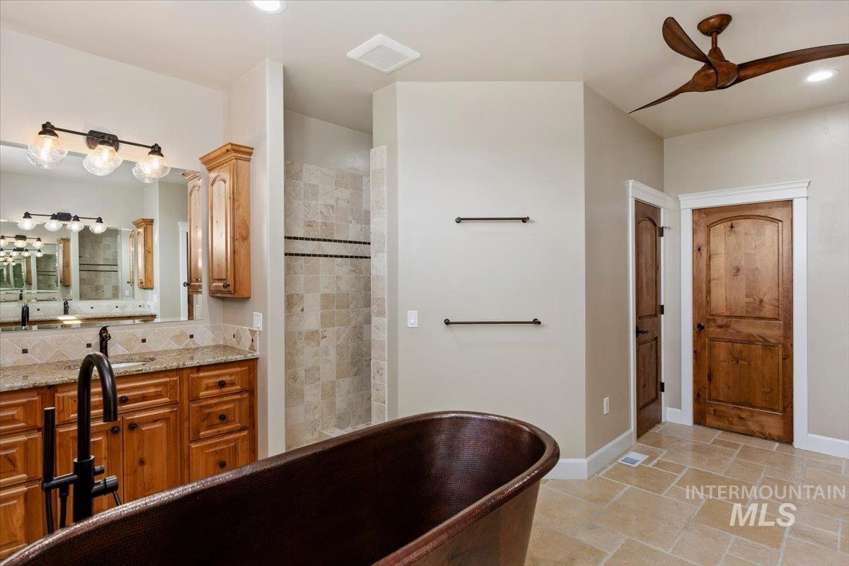 465 Canyon Rim Rd Property Photo 26