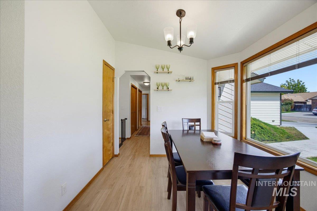 3321 N Lena Pl. Property Photo 10