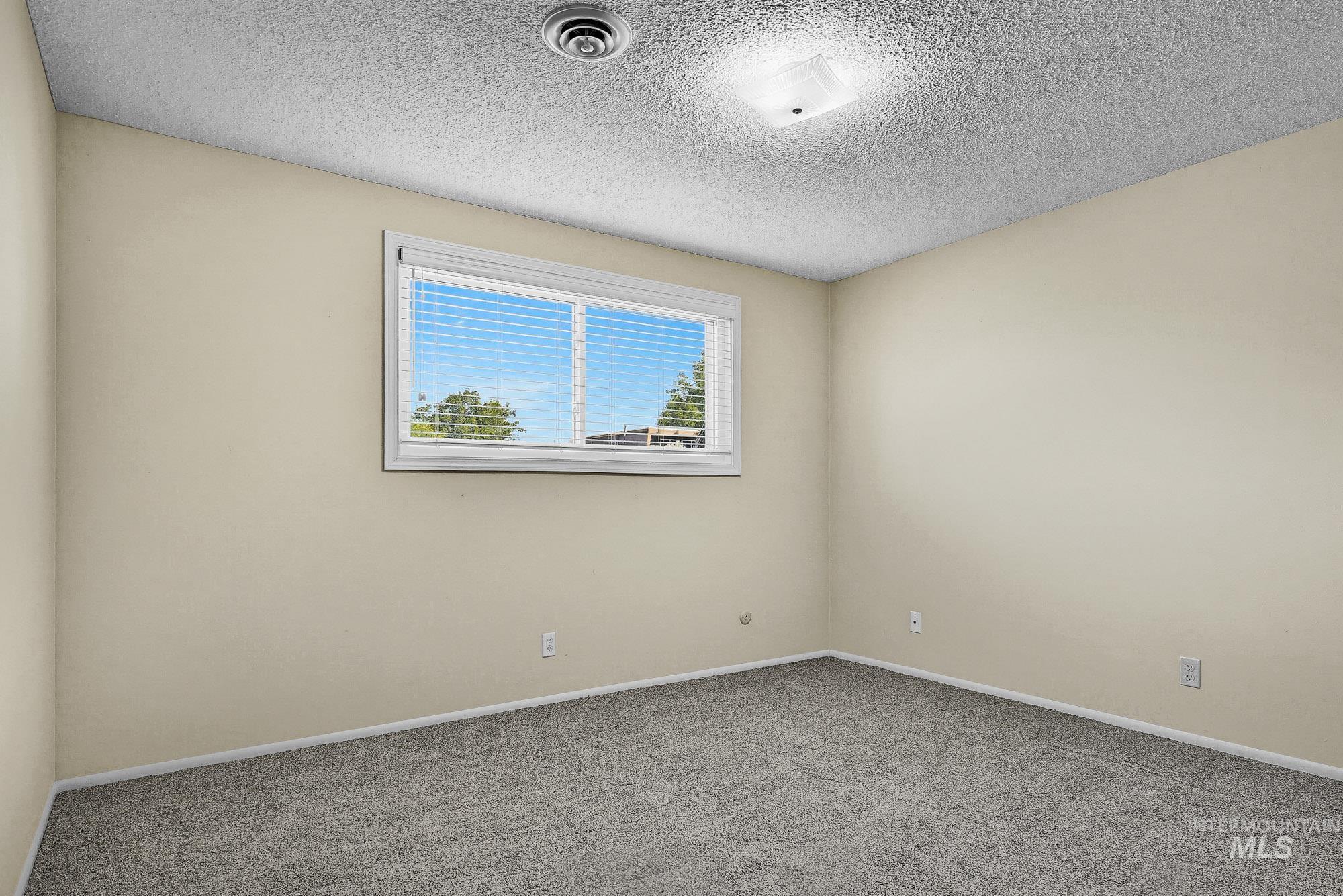 7625 W Cherrywood Dr Property Photo 20
