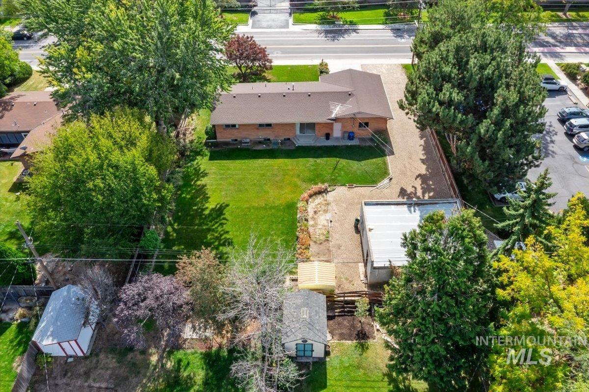 4828 W Kootenai Street Property Photo 38