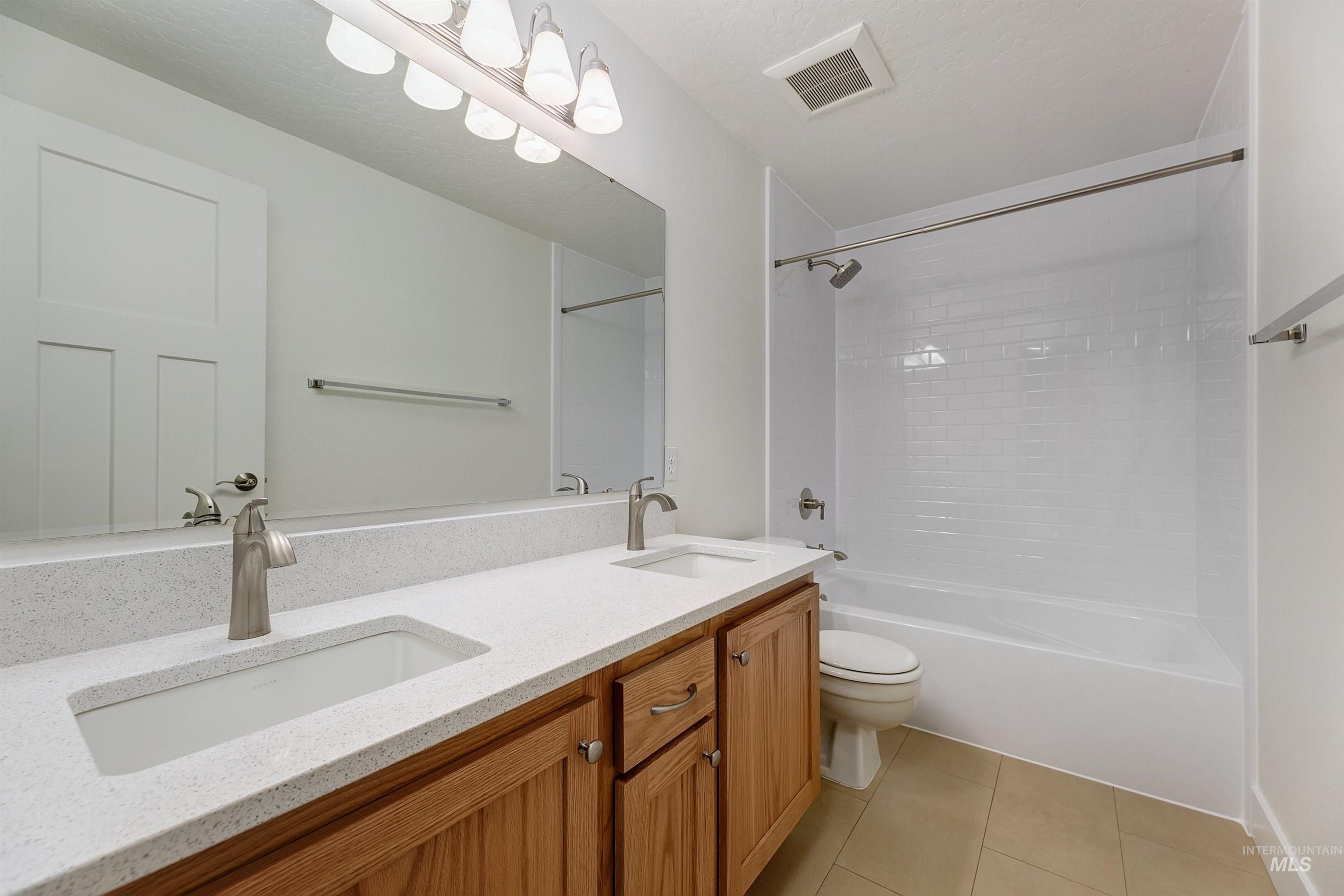 642 N Stierman Way Property Photo 23