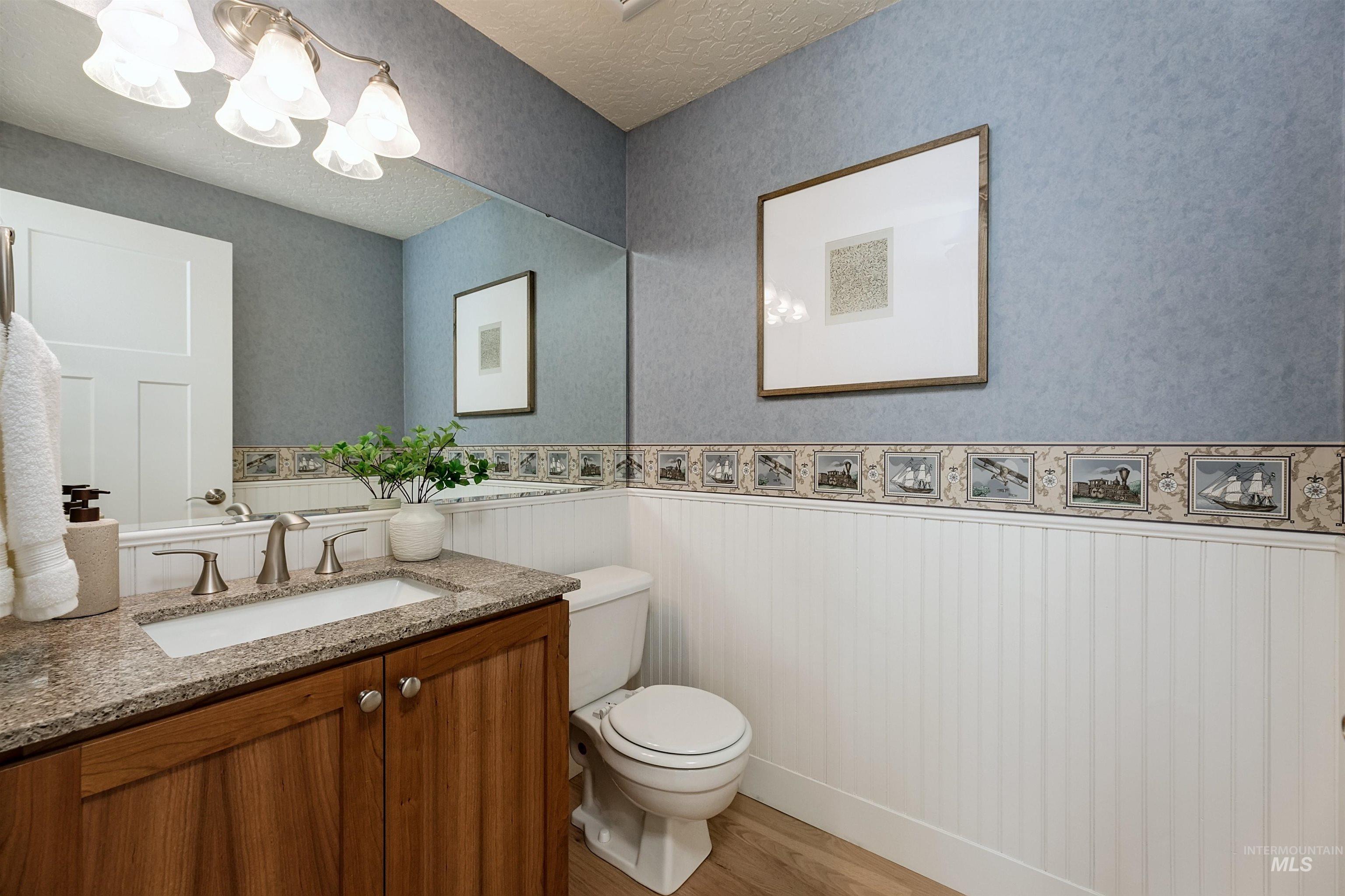642 N Stierman Way Property Photo 26